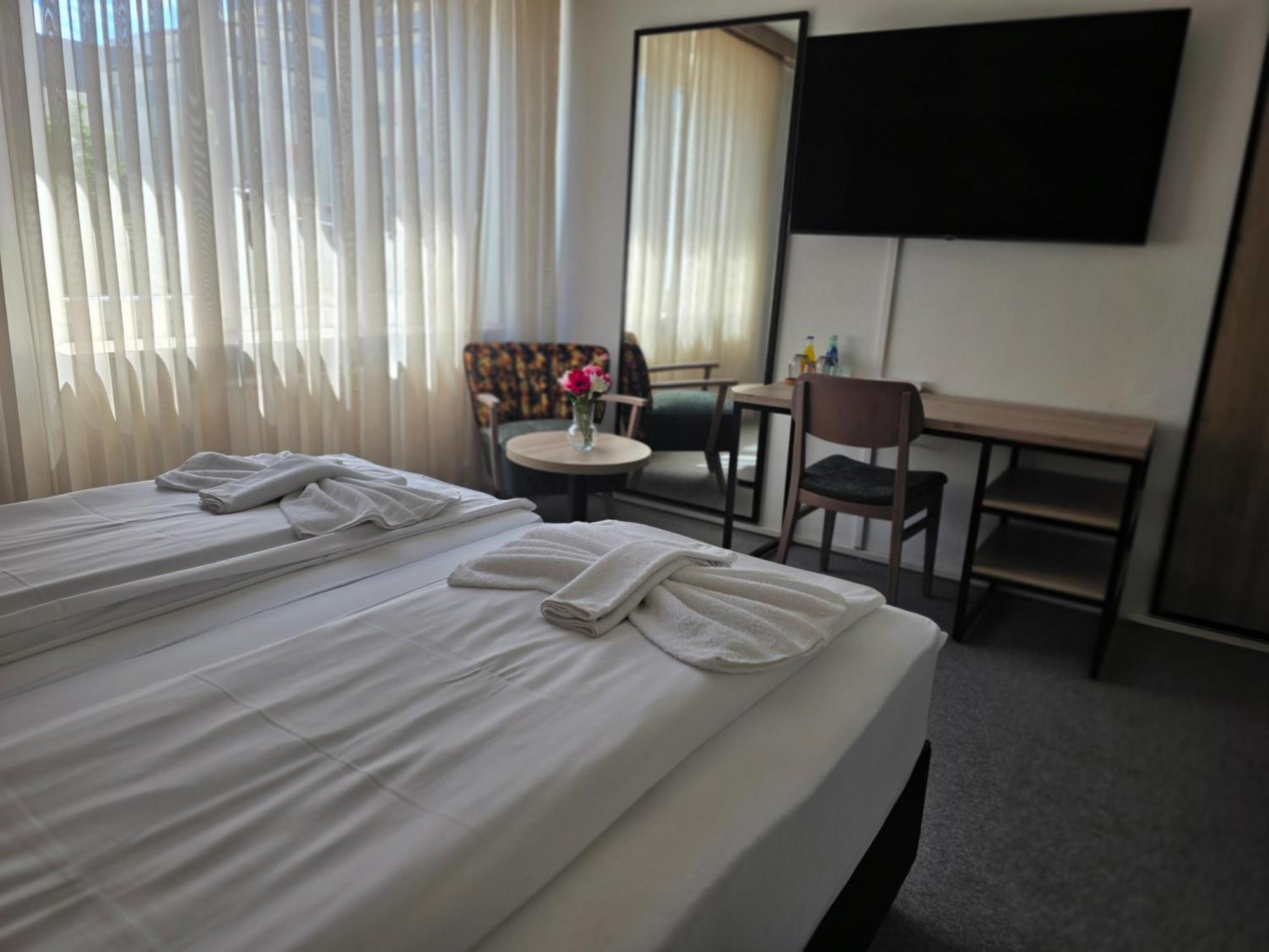 Liebig-Hotel Гисен Экстерьер фото